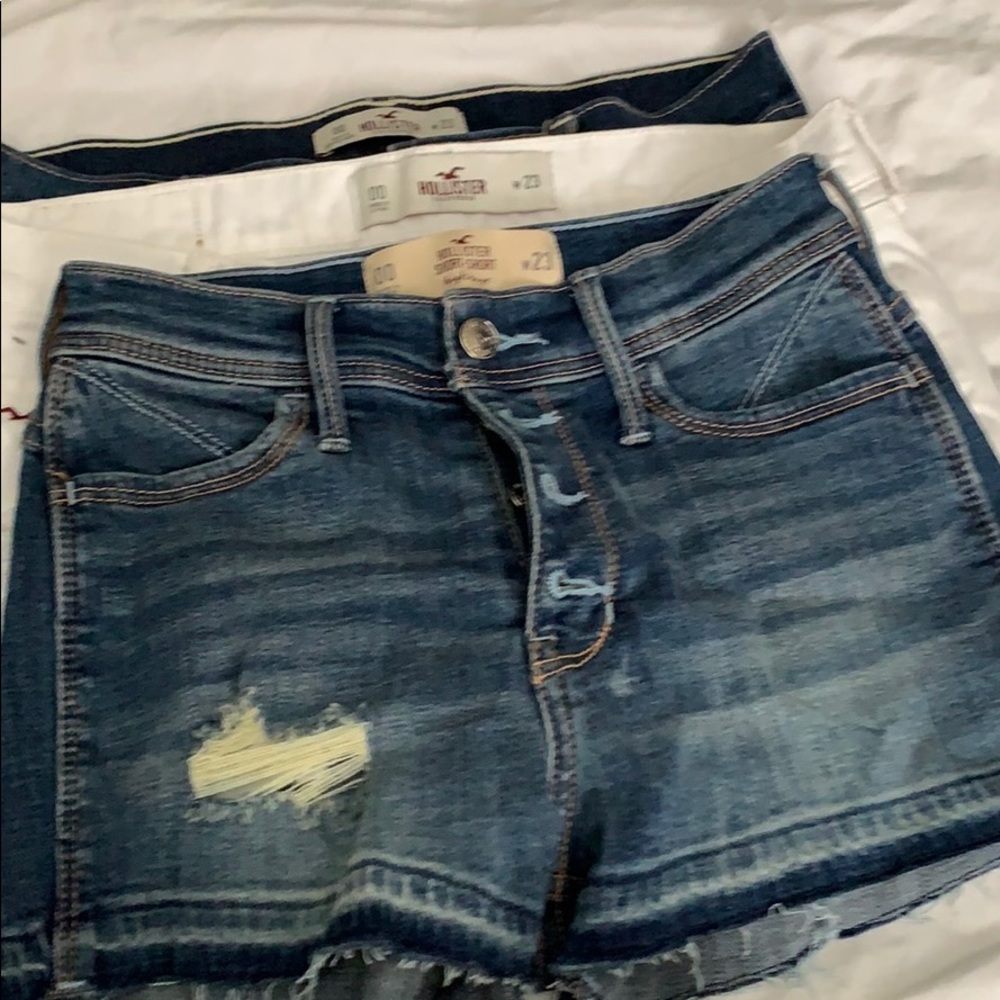 3 pairs of Hollister shorts bundle